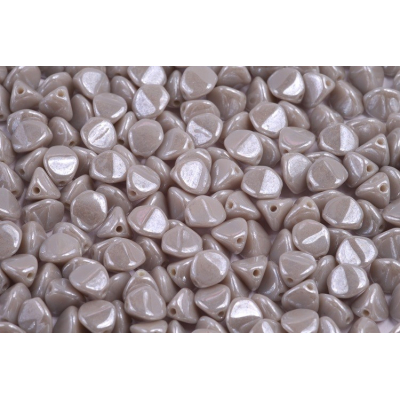 Korálky pohanka 551 (7 mm)