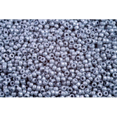 MATUBO ROUND 11/0  N. 13 CHALK BLUE LUSTER