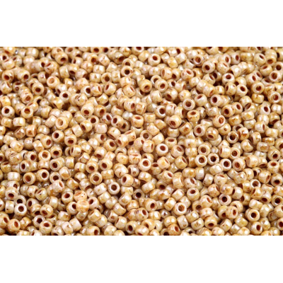 MATUBO ROUND 11/0  N. 25 CHALK WHITE GLAZE