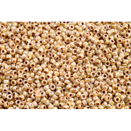 MATUBO ROUND 11/0  N. 25 CHALK WHITE GLAZE