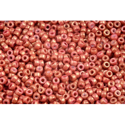 MATUBO ROUND 8/0  N. 263 CHALK RUBY LUSTER