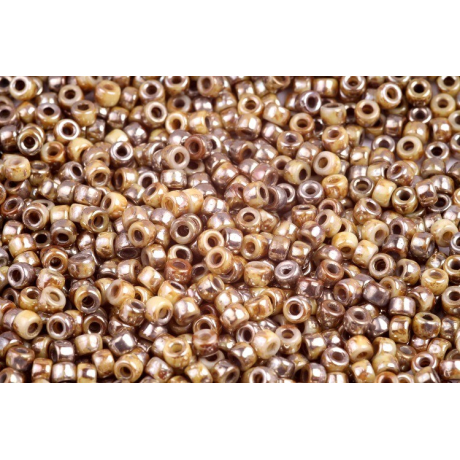 MATUBO ROUND 8/0  N. 265 CHALK REMBRANDT