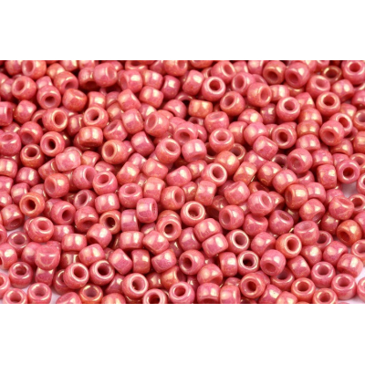 MATUBO ROUND 7/0  N. 100 CHALK RED LUSTER