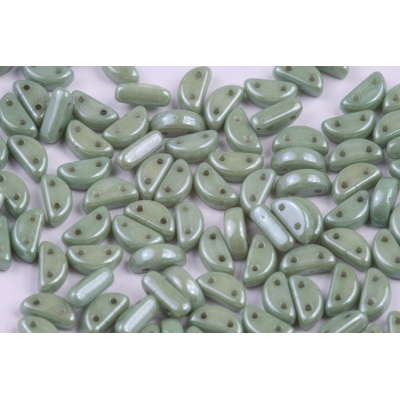 Halfmoon č.36 (8x4mm)