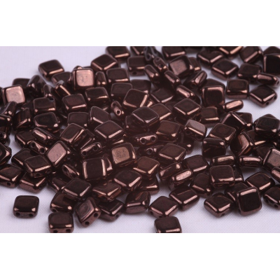 Dvoudírkové čtverečky č. 18 (6x6 mm)