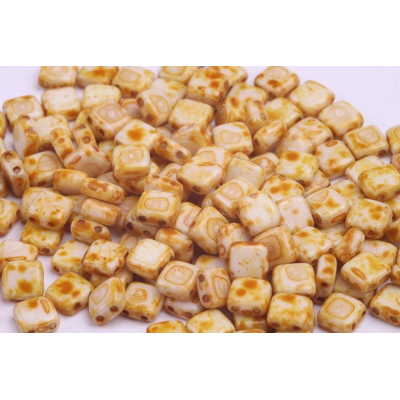 Dvoudírkové čtverečky č. 31 (6x6 mm)