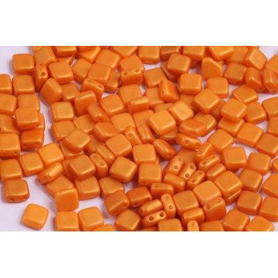 Dvoudírkové čtverečky č. 97 (6x6 mm)