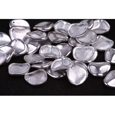 Rose Petal č. 29 (14x13 mm)