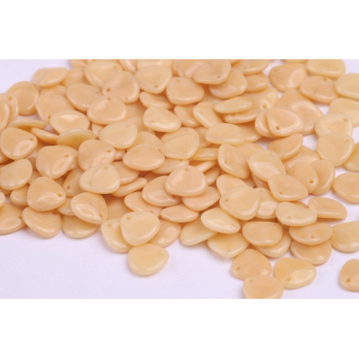 Rose Petal č. 27 (8x7mm)