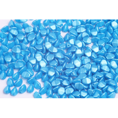 Korálky pohanka 373 (5x5 mm)