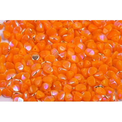 Korálky pohanka 537 (5x5 mm)