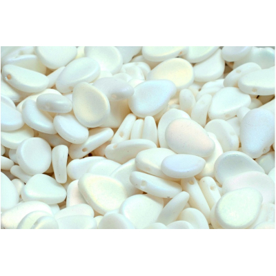 Lístek sasanky 8x11mm č. 30