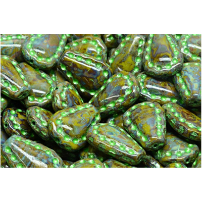 Krajková kapka č.3435 (17x12mm)