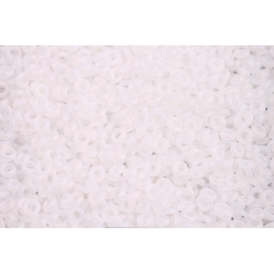 TOHO - Demi Round 8/0 č. 335