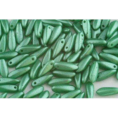 Koralky - jazýčky č. 2444(10x3 mm)