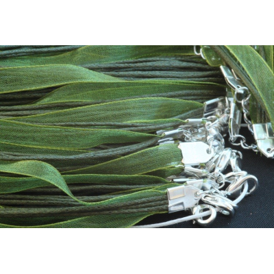 Šňůrka na krk s šifonem č. 36