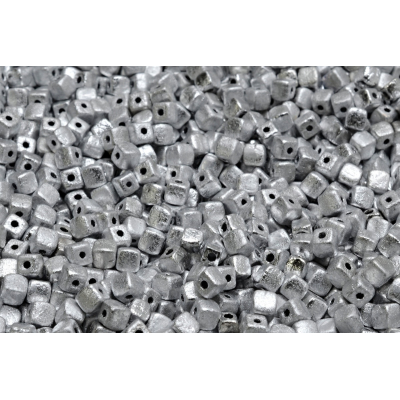 Korálky cube č. 7 (4x4mm)