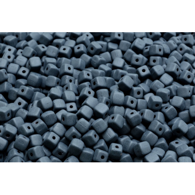 Korálky cube č. 28 (4x4mm)