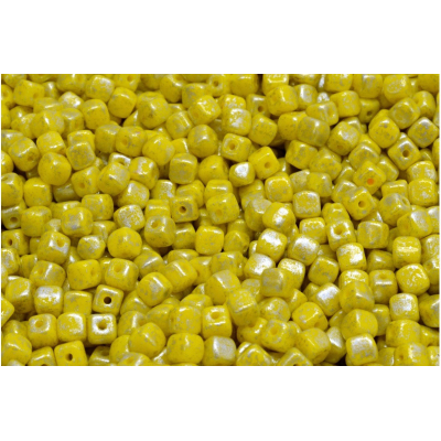 Korálky cube č. 54 (4x4mm)