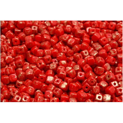 Korálky cube č. 62 (4x4mm)