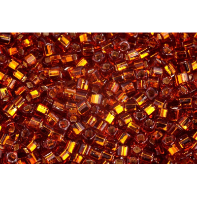 TOHO - Cube 3 mm č. 255