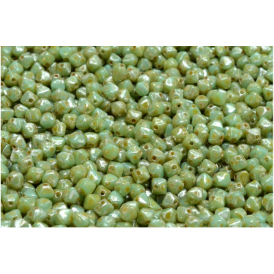 Korálky Lucerna č. 2194 (4x4mm)