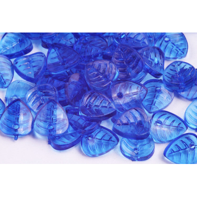 Plastové korálky 29 (9x9x2 mm)