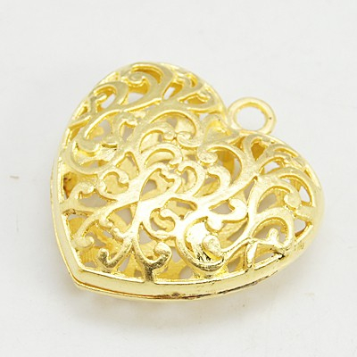 Kov 102 Srdce (34.5x35x11mm)