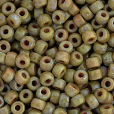 Matubo™ Round 8/0 - č. 104