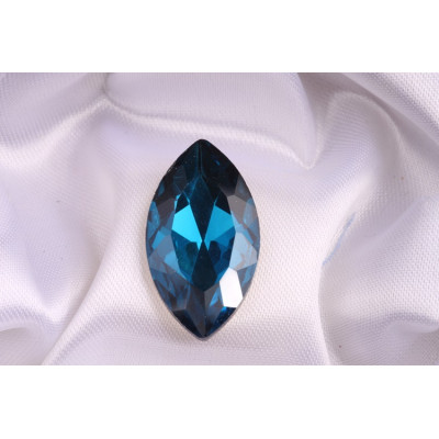 Skleněný šaton 17x30mm - č.311