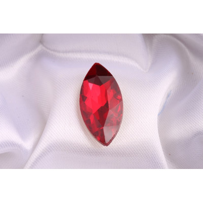 Skleněný šaton 13x26mm - č.319