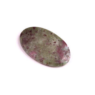 Kabošon Ruby Zoisite č.637 (38x22mm)