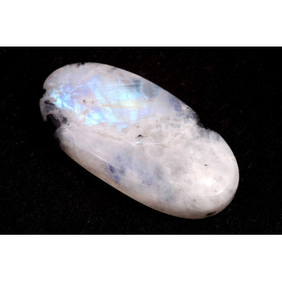 Kabošon Moonstone č.2439 (40x20x7mm)
