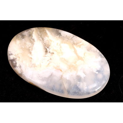 Kabošon White Feather Agate č.3496 (47x31x5mm)