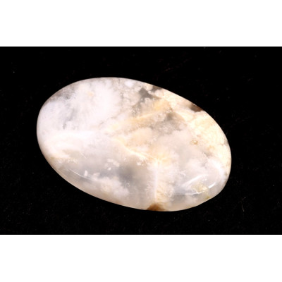 Kabošon White Feather Agate č.3500 (39x26x6mm)