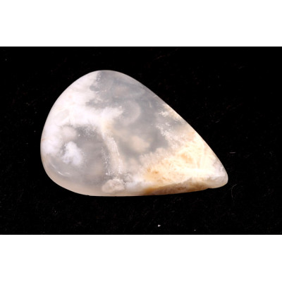 Kabošon White Feather Agate č.3511 (37x27x6mm)