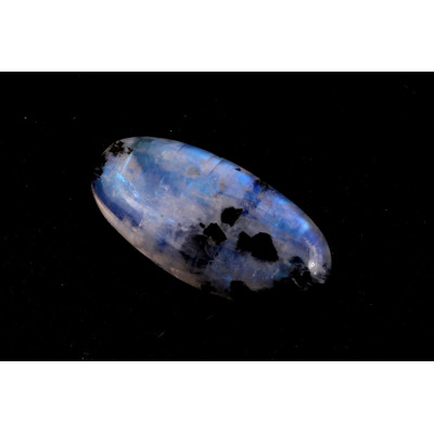 Kabošon Moonstone č.2441 (29x14x7mm)