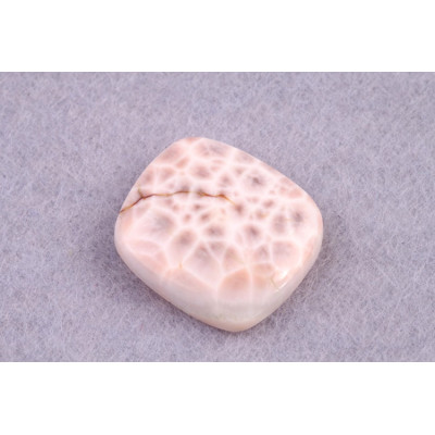 Kabošon Natrolite (Pink Larimar) č.4968 (21x18x6mm)