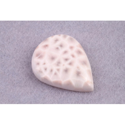 Kabošon Natrolite (Pink Larimar) č.4971 (26x20x7mm)