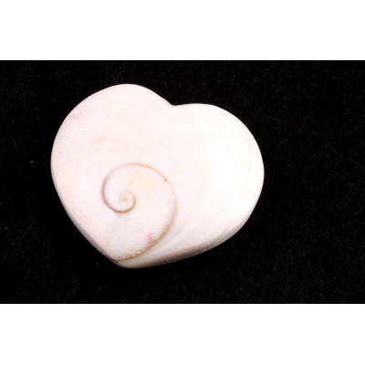 Mušle srdíčko č. 68 - 16g