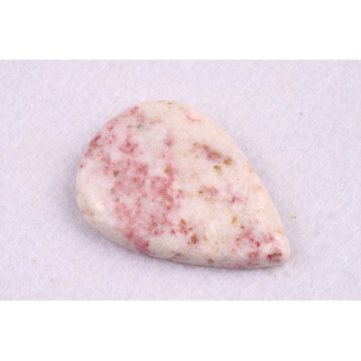 Kabošon Cinnabar č.5026 (33x24x6mm)