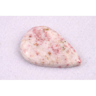 Kabošon Cinnabar č.5027 (34x22x6mm)