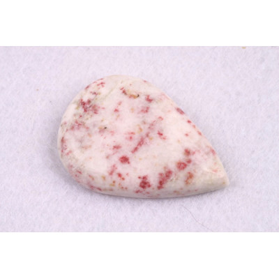 Kabošon Cinnabar č.5030 (31x22x6mm)