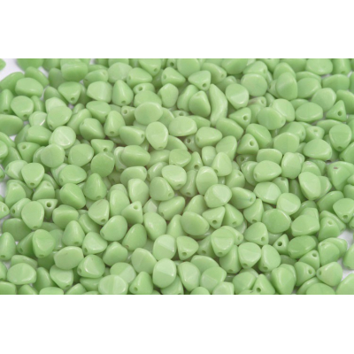 Korálky pohanka 184 (5x5 mm)