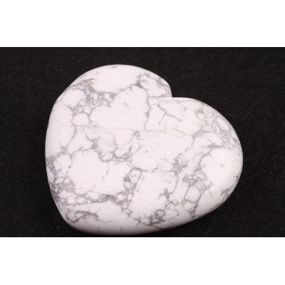 Howlit srdíčko č. 141 - 94g