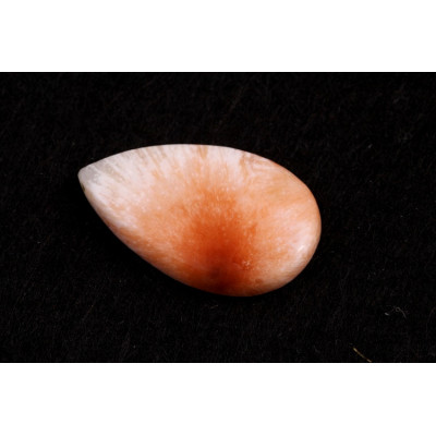 Kabošon Thomsonite č.909 (27x16x5mm)