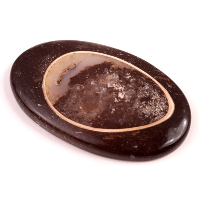 Kabošon Colus Fossil č.242 (59x36x7mm)