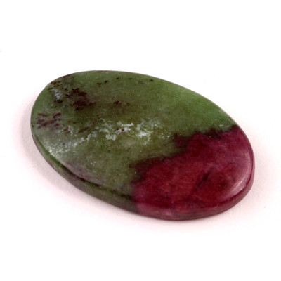 Kabošon Ruby Zoisite č.632 (41x25x6mm)