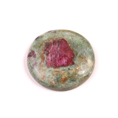 Kabošon Rubín ve Fuchsitu č.6663 (29x6mm)