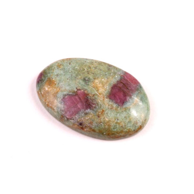 Kabošon Rubín ve Fuchsitu č.6669 (31x20x6mm)